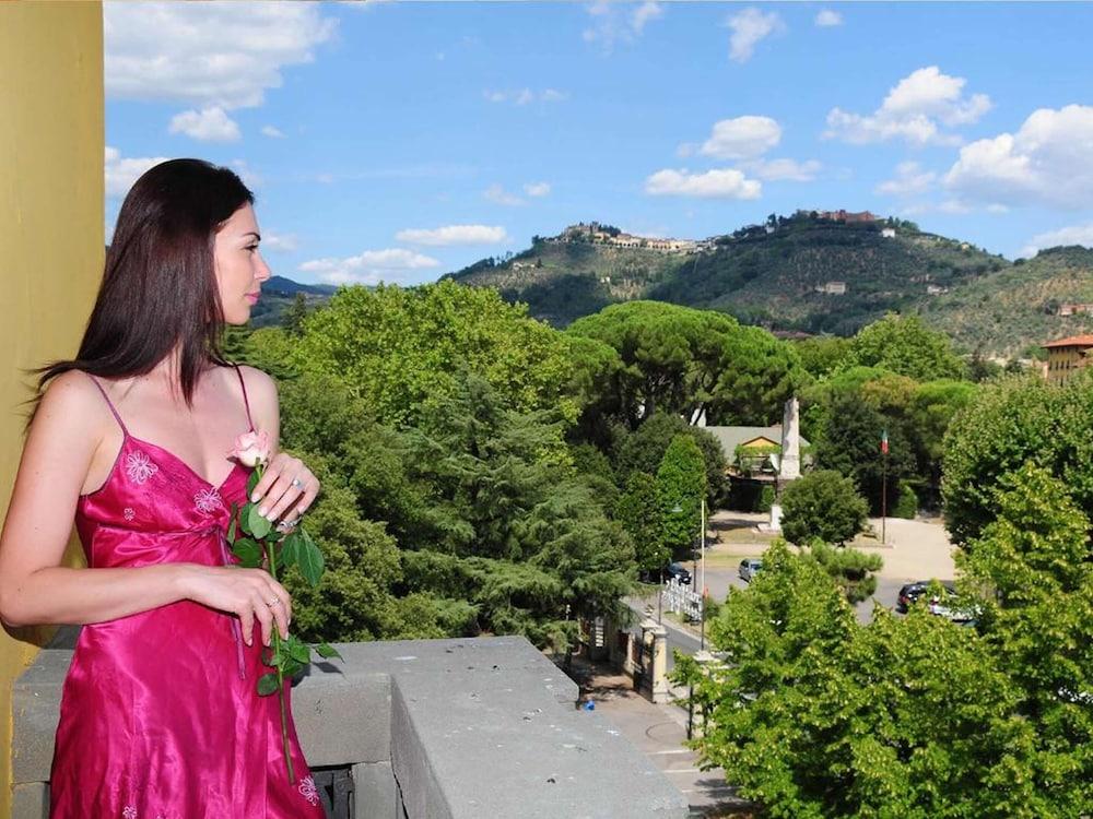 Grand Hotel & La Pace Spa 몬테카티니테르메 외부 사진